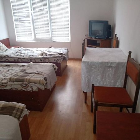 Хотел Оренда Dupnitsa Exterior foto